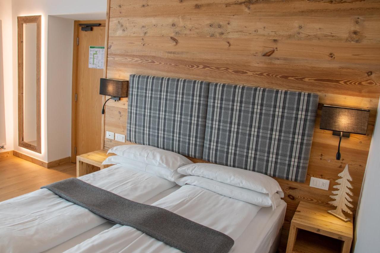 Hotel Due Spade Folgaria Extérieur photo