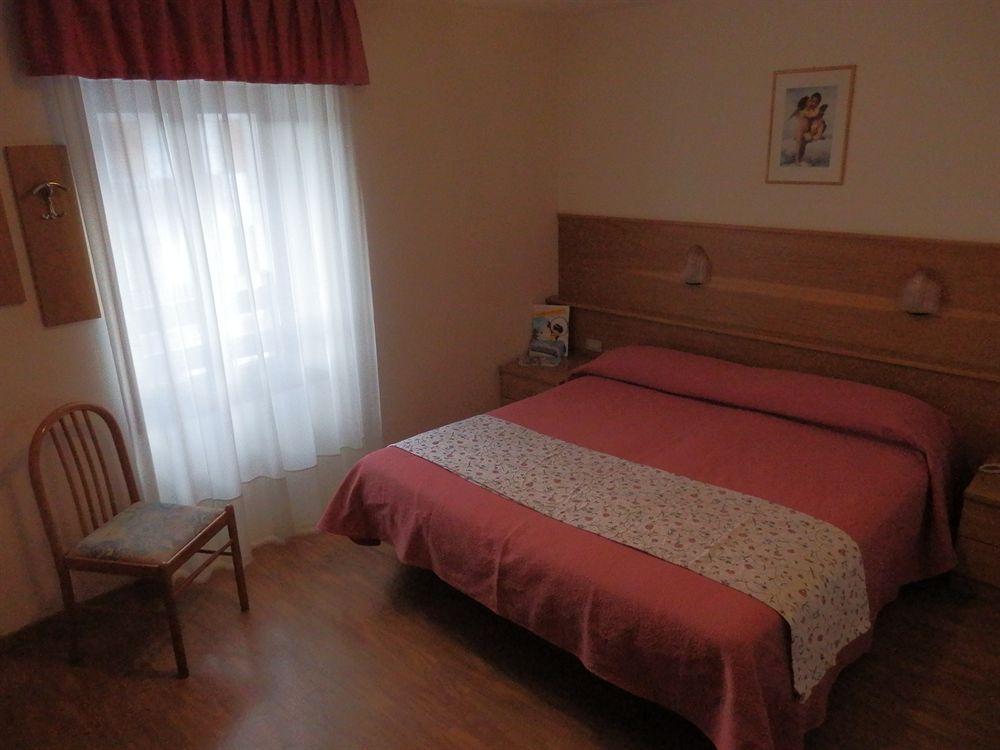 Hotel Due Spade Folgaria Extérieur photo